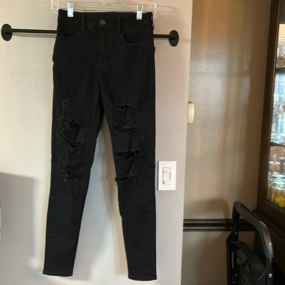 American Eagle Next Level Stretch
Black Women’s Size 2 Regular Skinny Jeans